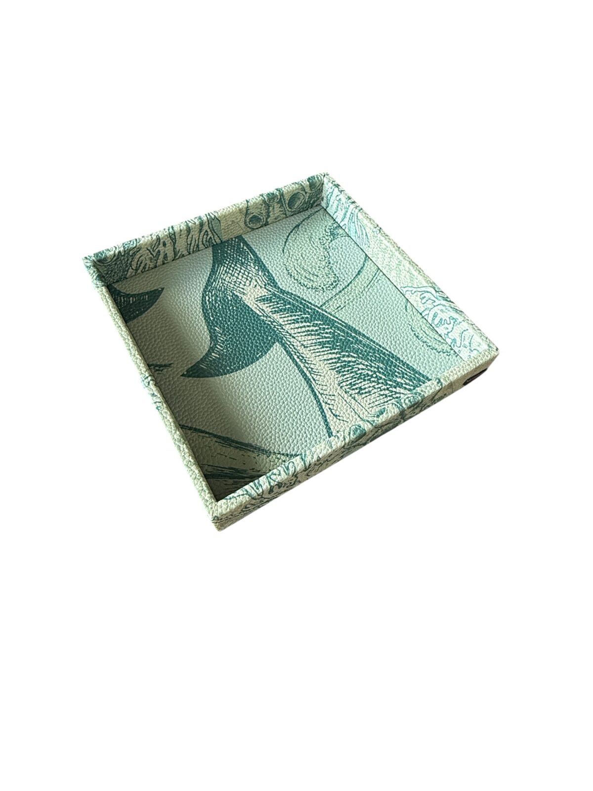Charola cuadrada chica, diseño ballena - Image 2